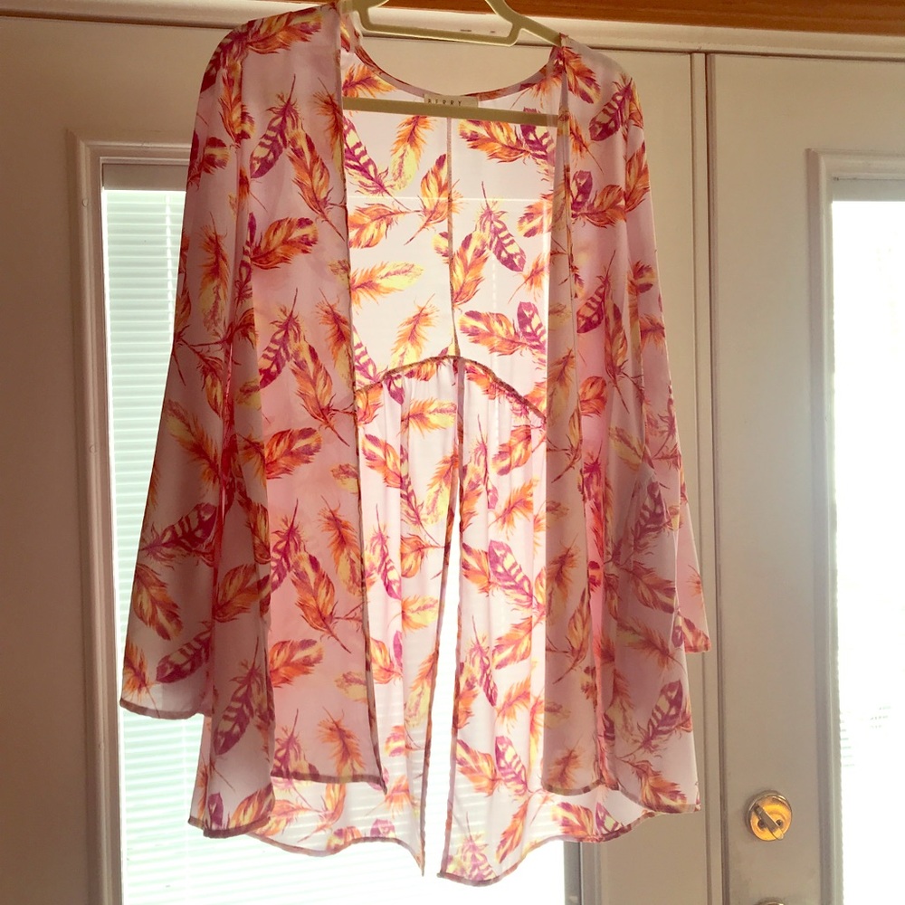 Feather Print light pink kimono/Cardigan